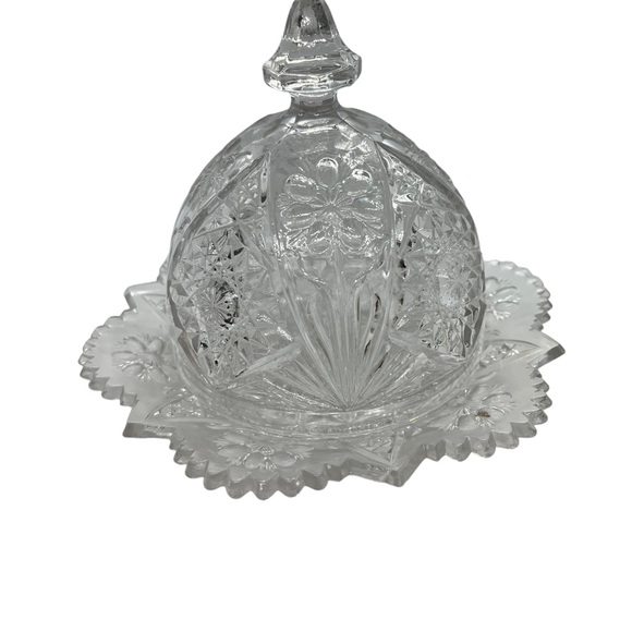 Pressed Glass Covered Butter Dish Domed Vintage Kitchen Dining - Picture 1 of 10